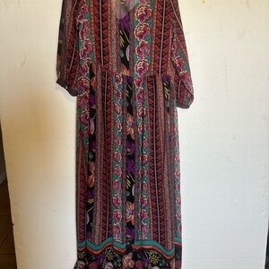 Forever 21 Long maxi dress colorful size small